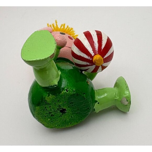 Vintage Wooden Christmas Elf Tree Ornament Playing With Toy Top Santas Helper - Picture 6 of 8